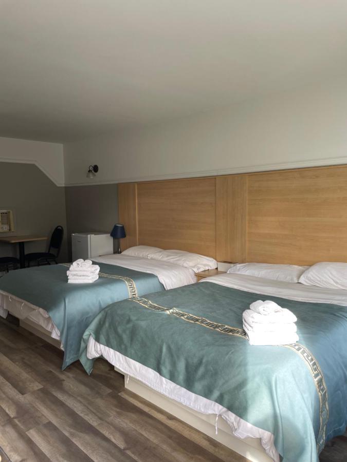 Motel Au P'Tit Sapin Мирабель Экстерьер фото