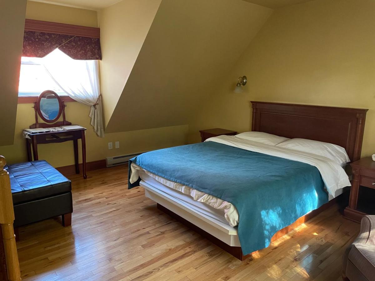 Motel Au P'Tit Sapin Мирабель Экстерьер фото
